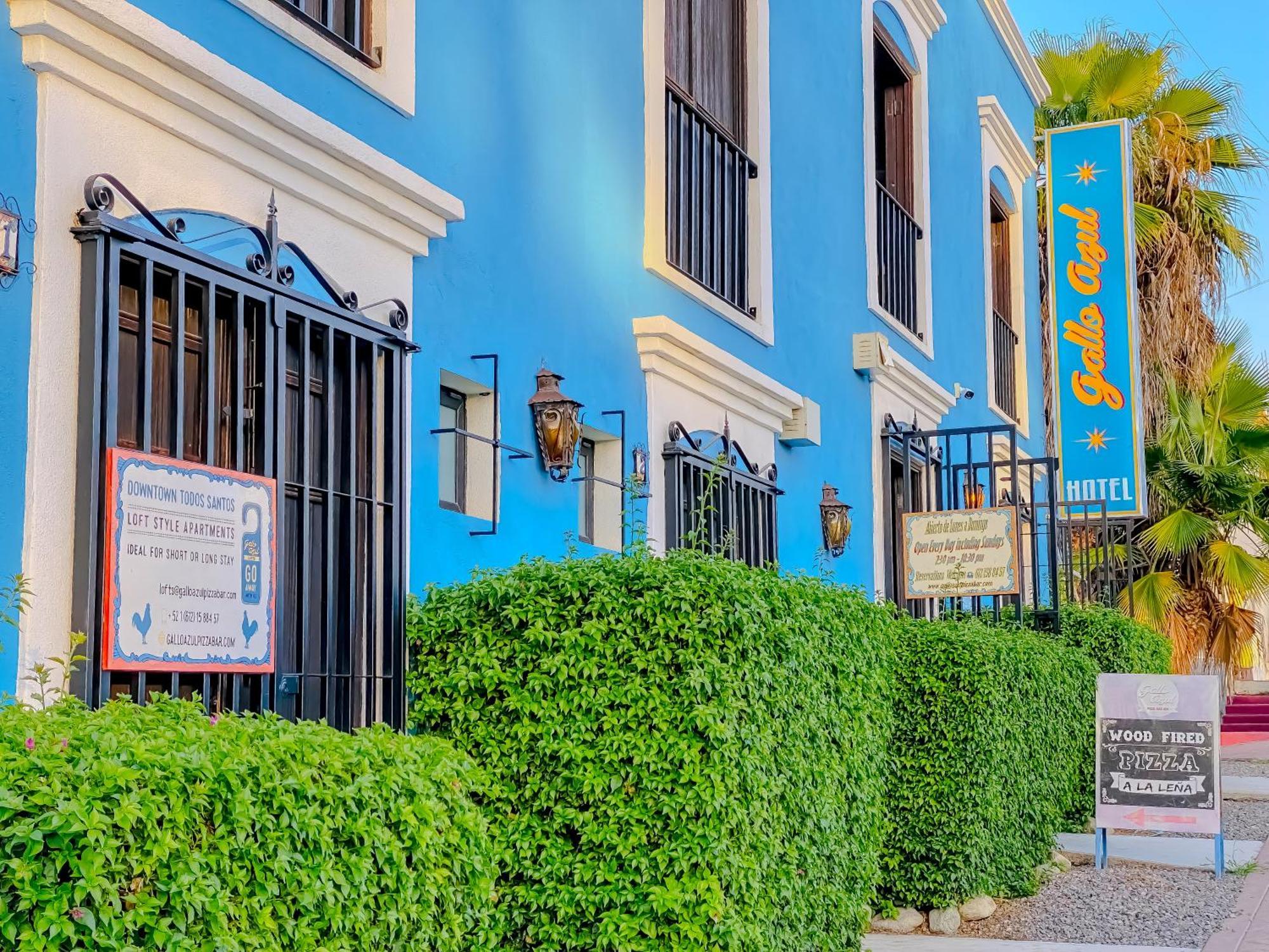 Gallo Azul Hotel, En El Corazon De Todos Santos Exterior foto